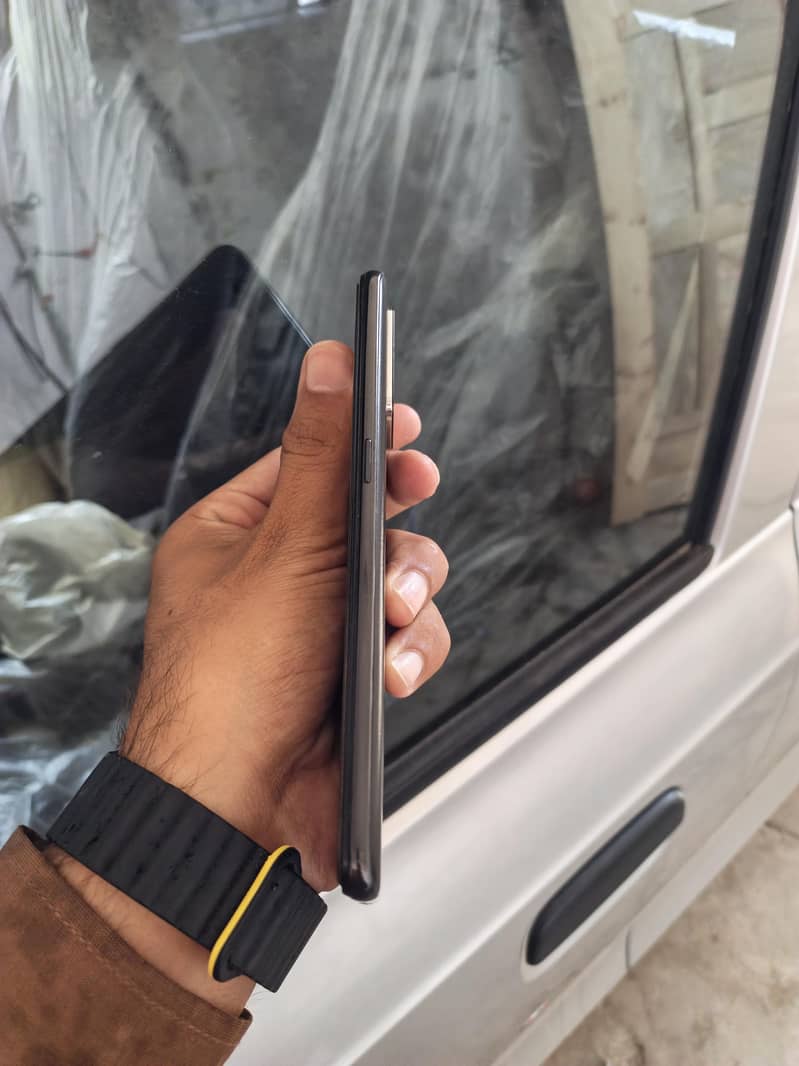 OPPO A95 5