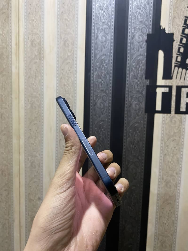 Iphone 14 3