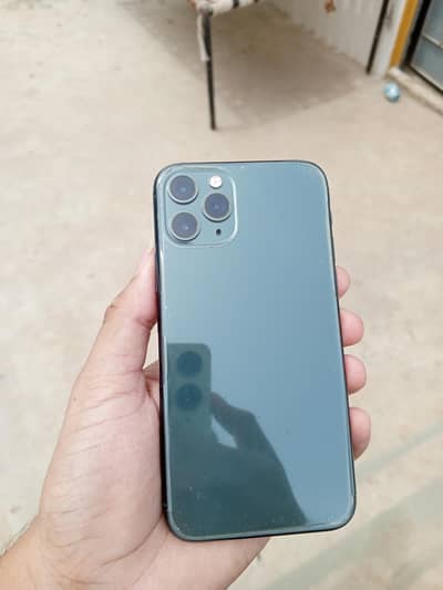 IPHONE 11 PRO FACTORY UNLOCKED