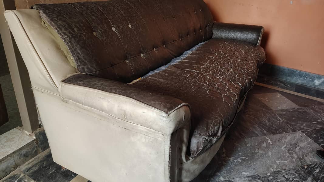 5 seater sofa 3