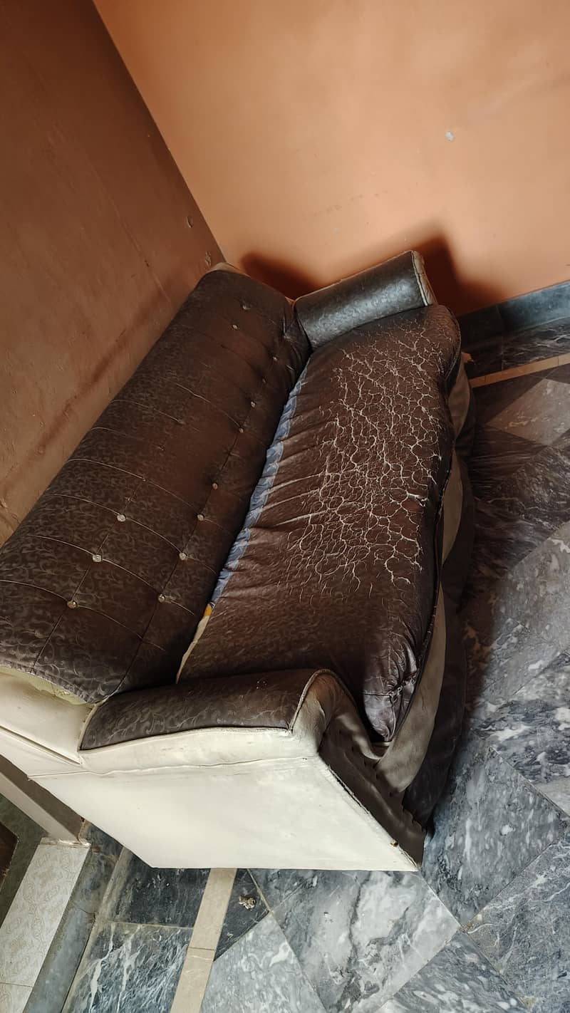 5 seater sofa 4