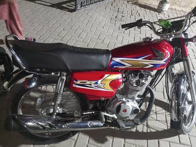Honda CG-125 Model 2019 Red Colour ha like new condition