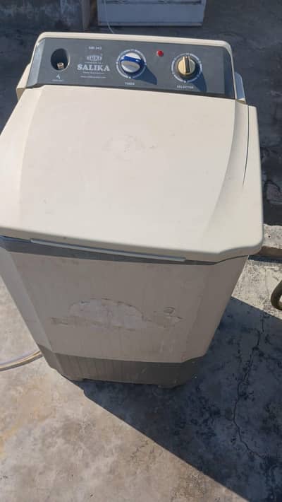 Salika Washing machine with genuine condition.