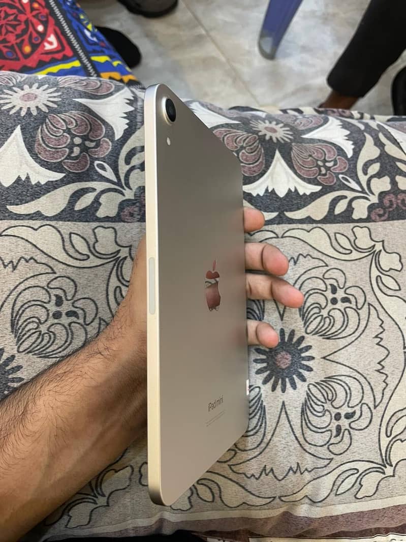 Ipad mini 7 6
