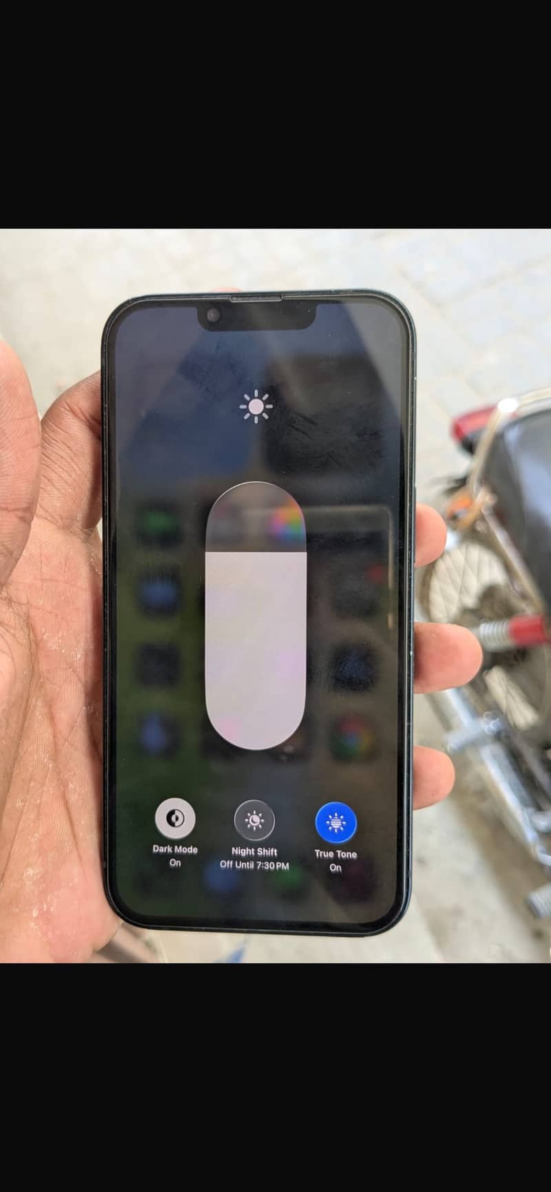 Iphone 13 4