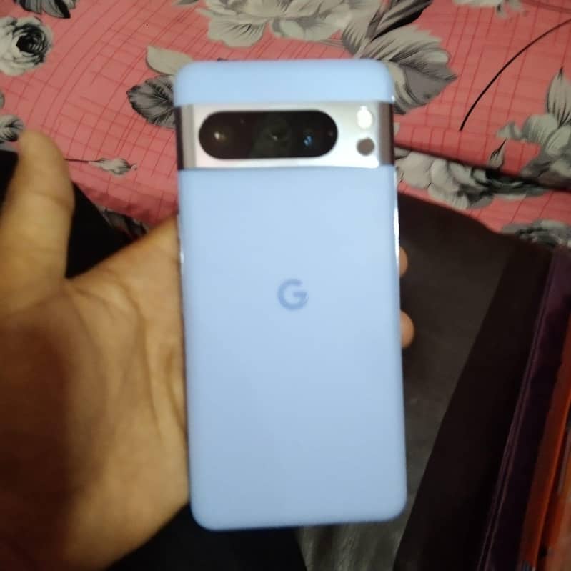 Google pixel 8 pro 0