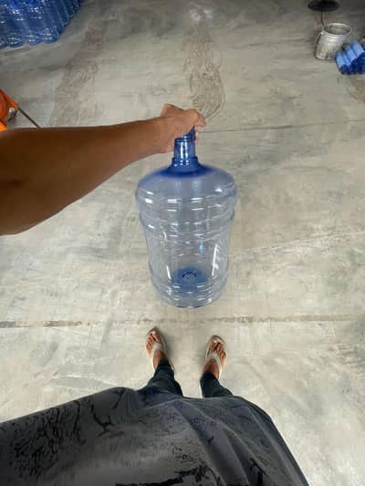 19 liters can available. new fresh stock
