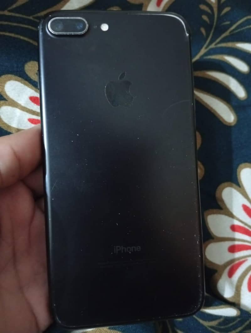 Apple iPhone 7 Plus 2