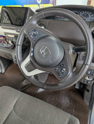 Honda NBox 22/25