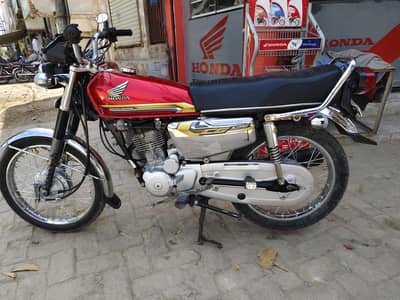 125 self start 20/21 antique for sale condition like zero meter ever