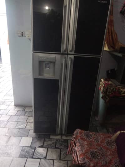 HItachi Japani 4 Door For Sale