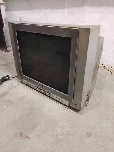 LG 23 inch Tv