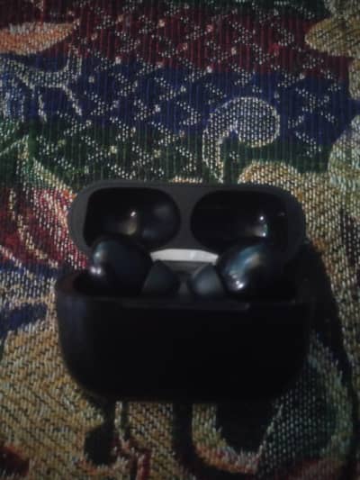 earbuds