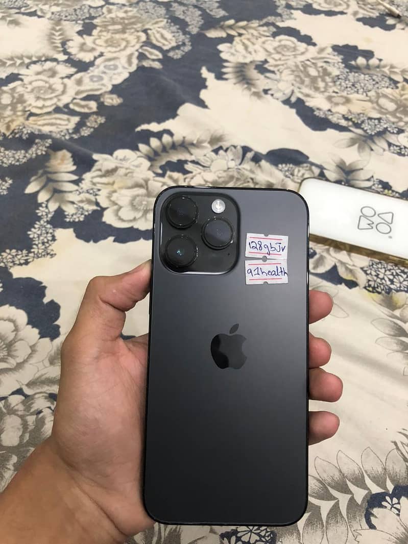 Apple iPhone 14 Pro Max 0
