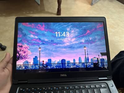 Dell Latitude 5480 | core i5 6th gen | touch screen