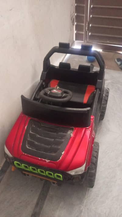 kids car with music. good condition 10/10.