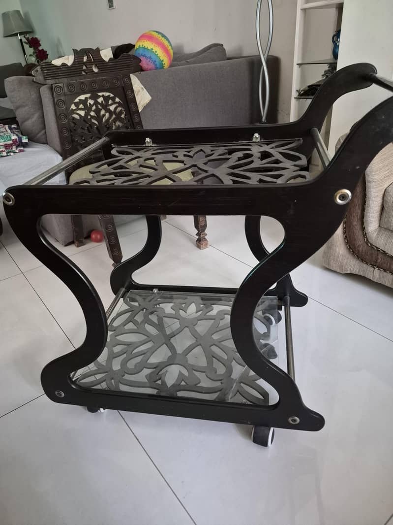 tea trolley 1