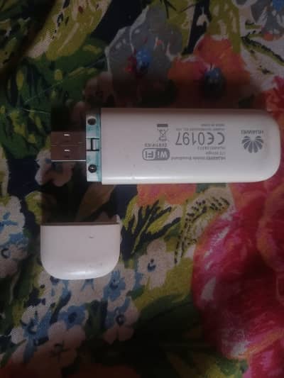 Huawei E8372 LTE Wingle 4G Wi-Fi Device