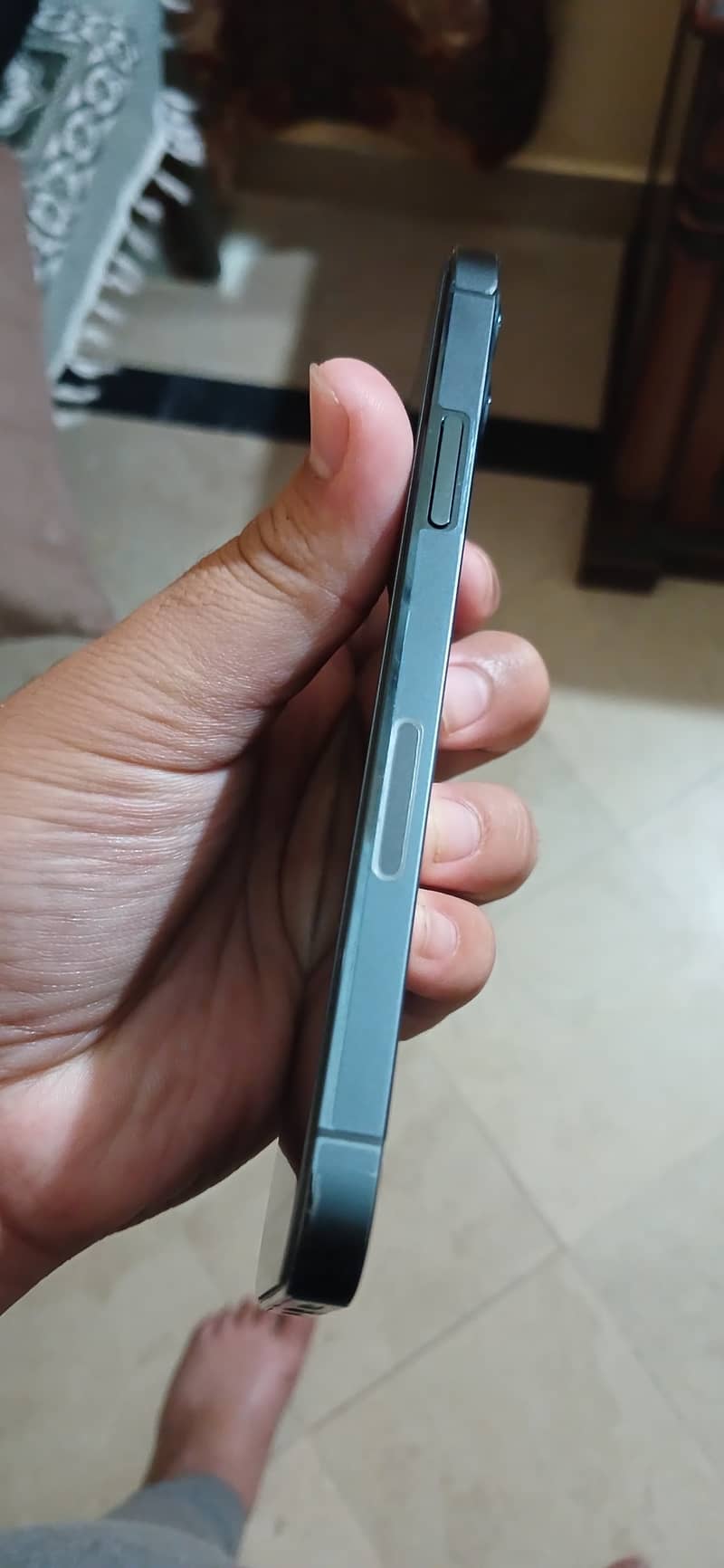 Iphone 12 pro 2