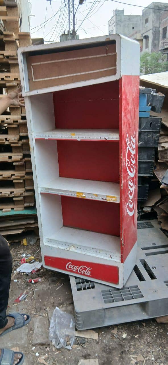 different drinking racks 1