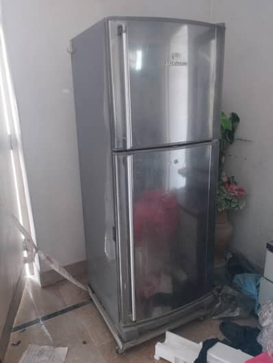 2 door fridge