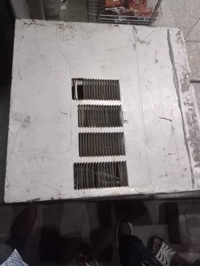 Window  AC 2