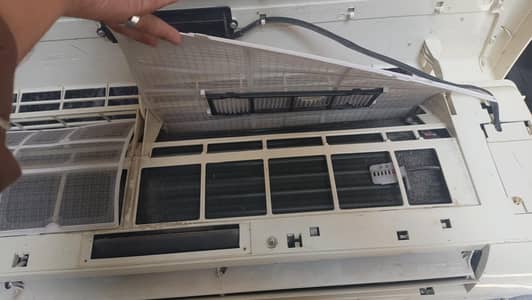 Orient Ac 1.5ton for sale vip koi masla nai ha Gass store ha