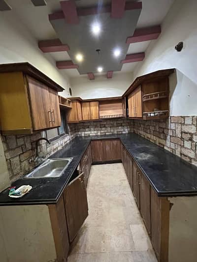 2 bed dd 2nd floor near kamzibad