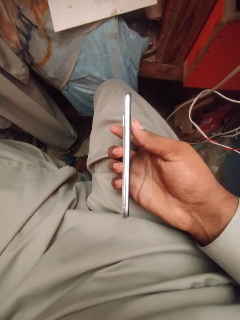 IPHONE XS SIM WORKING 1