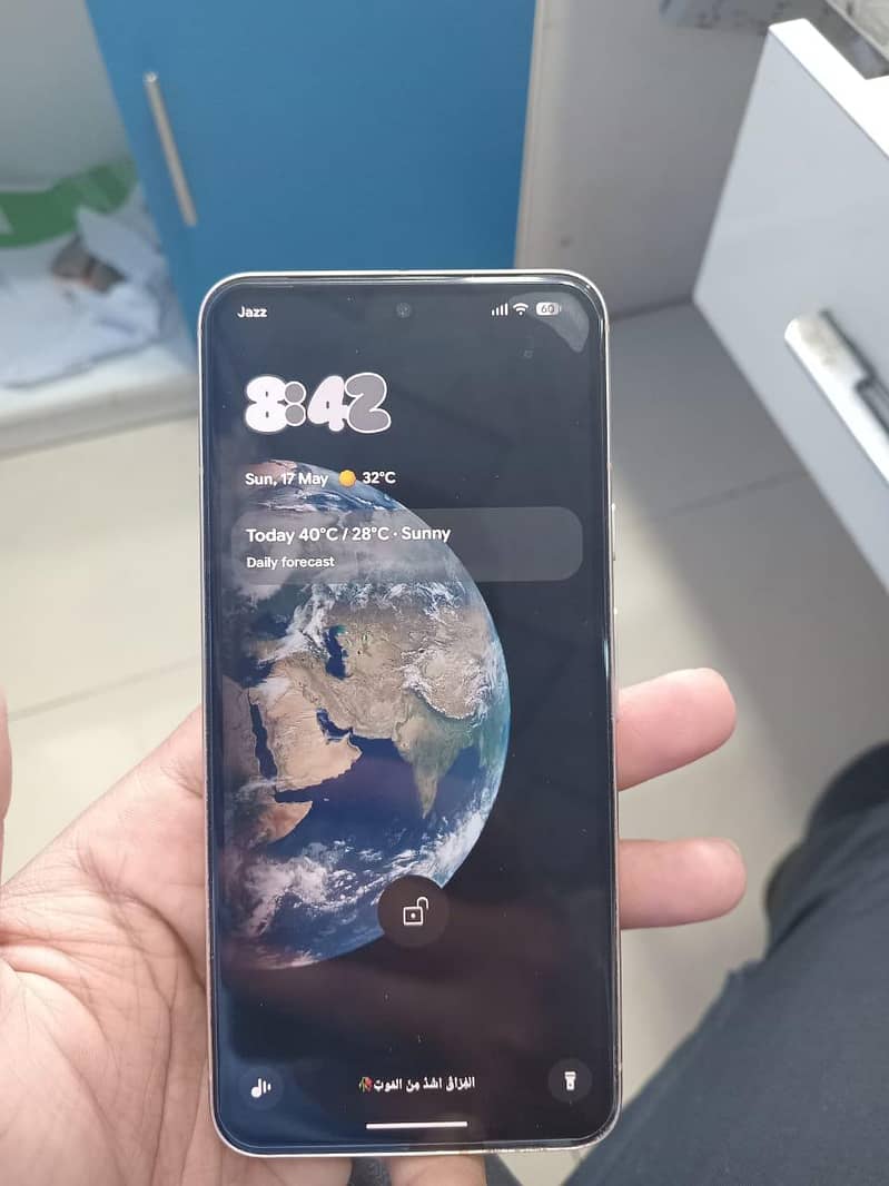Google Pixel 8 3