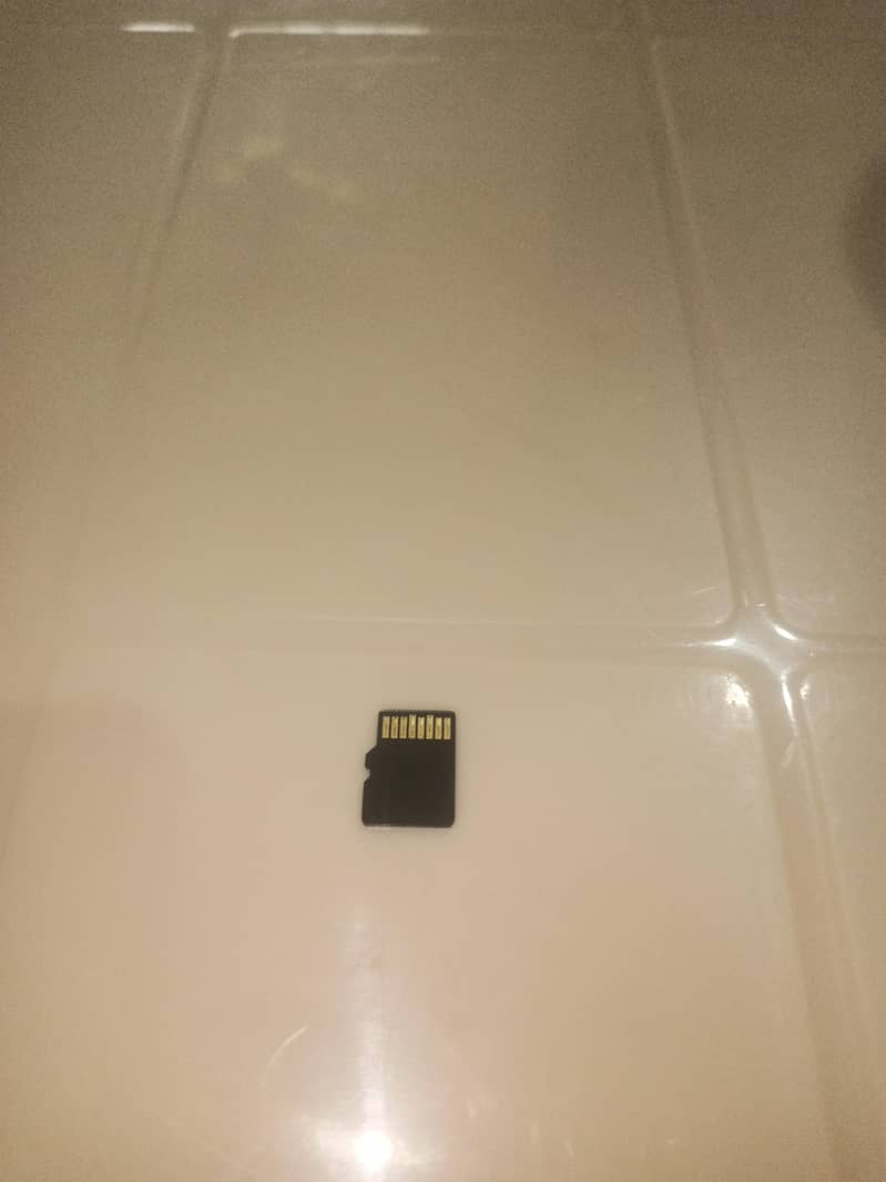 Memory card (2 GB) 2