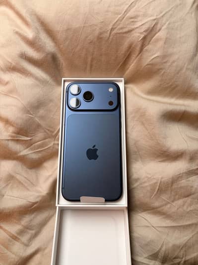 iPhone 17 Pro Max Box Pack Sim Lock – 256GB