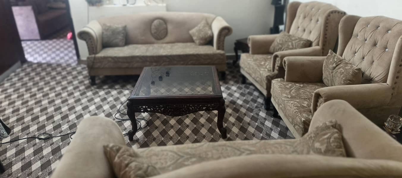 7 seater sofa 0