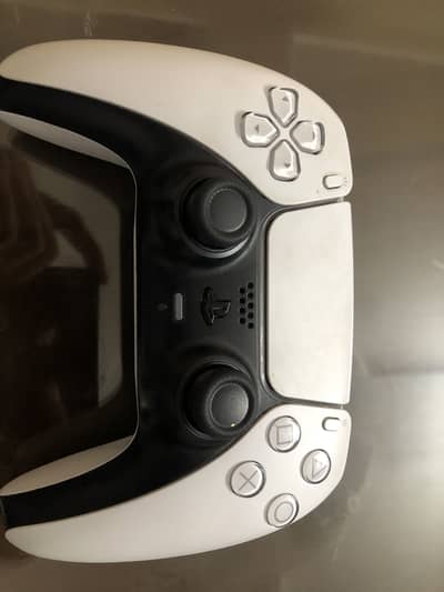 Dualsense 5 used for 3 months no stick drift