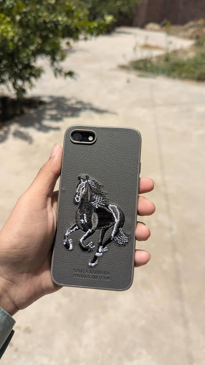IPHONE SE 2022 2