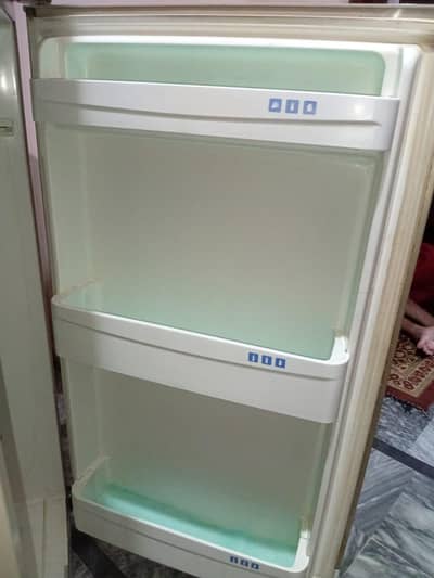 Refrigerator Haier Hrf 322