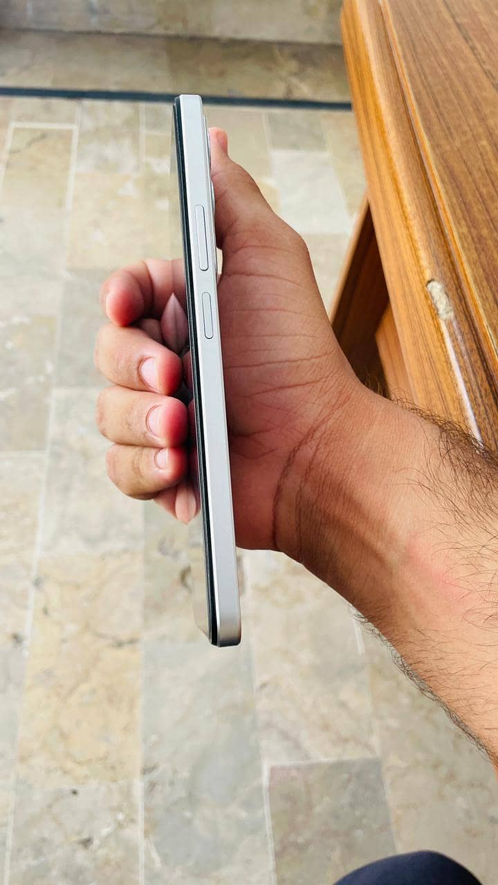 Realme C71 3