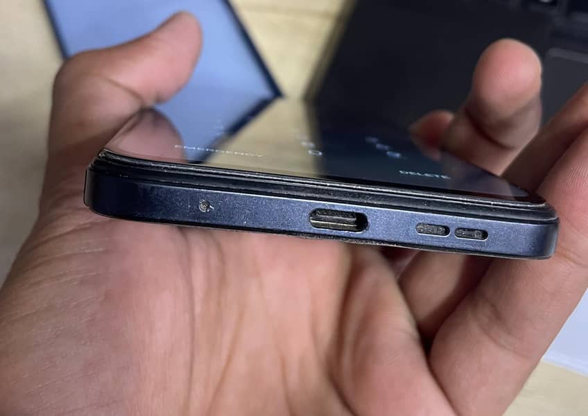Realme 12 2