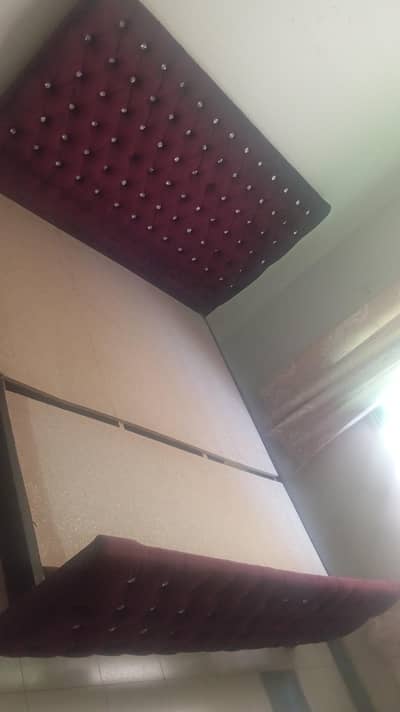 bed or mirror for sale