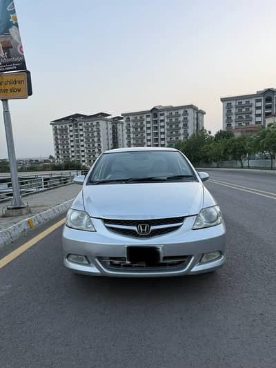 Honda City IDSI 2006 family Car kept with care