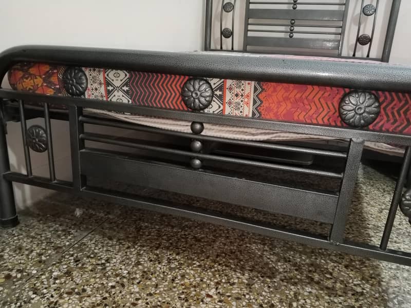 Single Bed 1