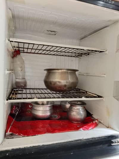 Fridge argent bechna