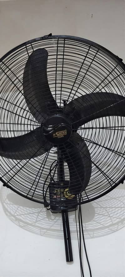 Al Sheikh Mega Bracket Fan 2025 – Heavy Air – Excellent Condition