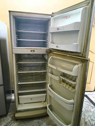 full size refrigerator for sale in reasonable price