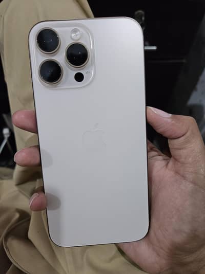 Apple iPhone 16 Pro Max