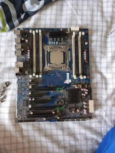 Hp 440z motherboard with graphic card and xeon e5 1650 v3 and disk
