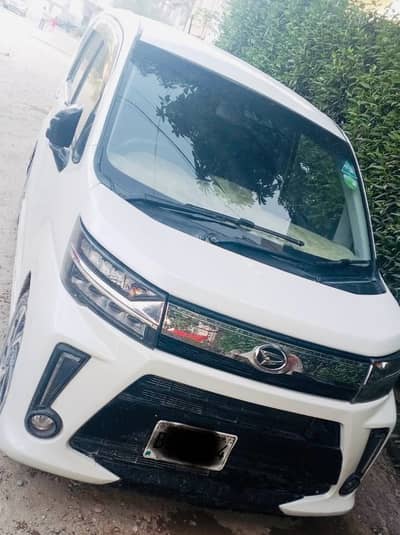 Daihatsu Move Custom 2018