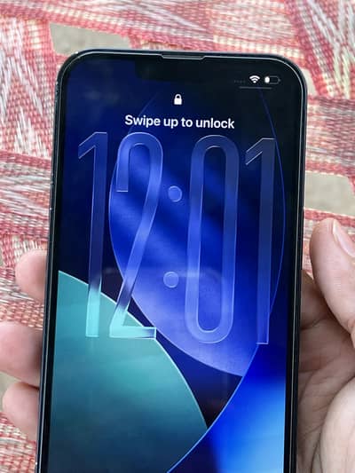 Apple iPhone 13