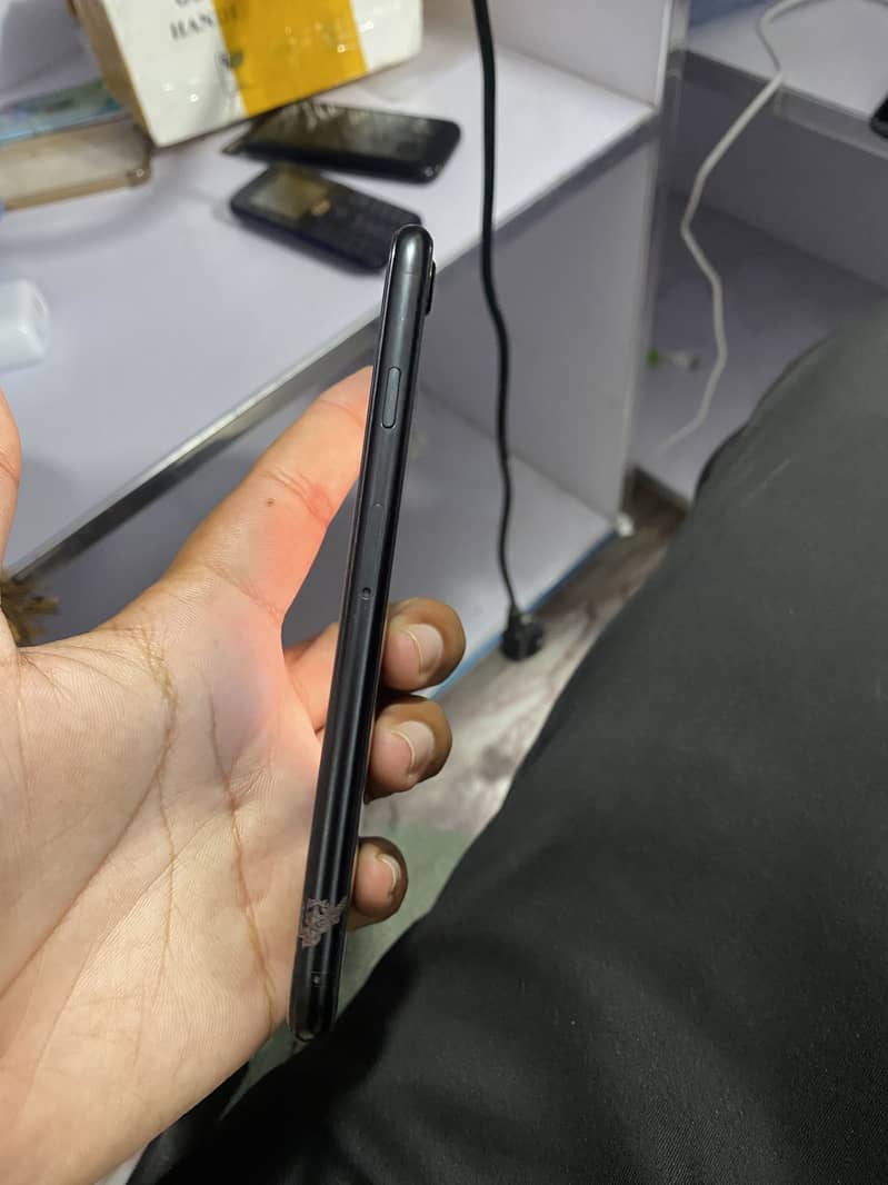 Apple iPhone SE 1
