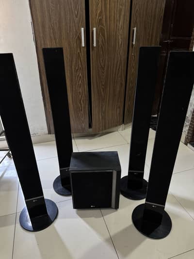 LG home theater System